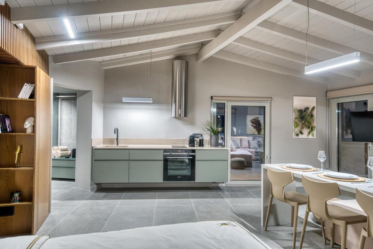 Апартаменты Chameleon Premium Loft Нафплион Экстерьер фото